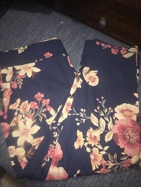 torrid Navy Floral Leggings with Pink & Cream Blooms